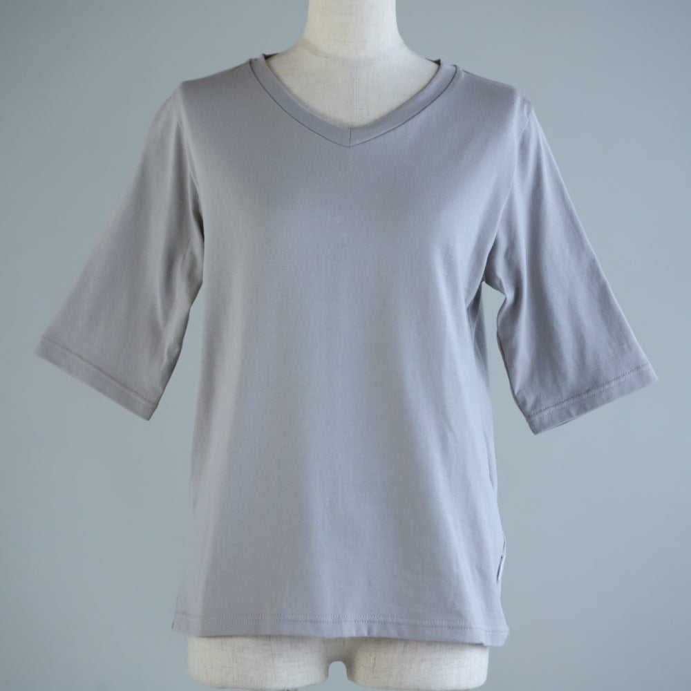 汗ジミ防止・二の腕カバー40代の女性のためのコットンVネックTシャツ(レディース)/5分袖丈