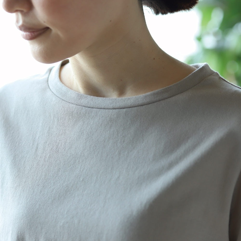 汗ジミ防止・二の腕カバー40代の女性のためのコットンTシャツ(レディース)/5分袖丈