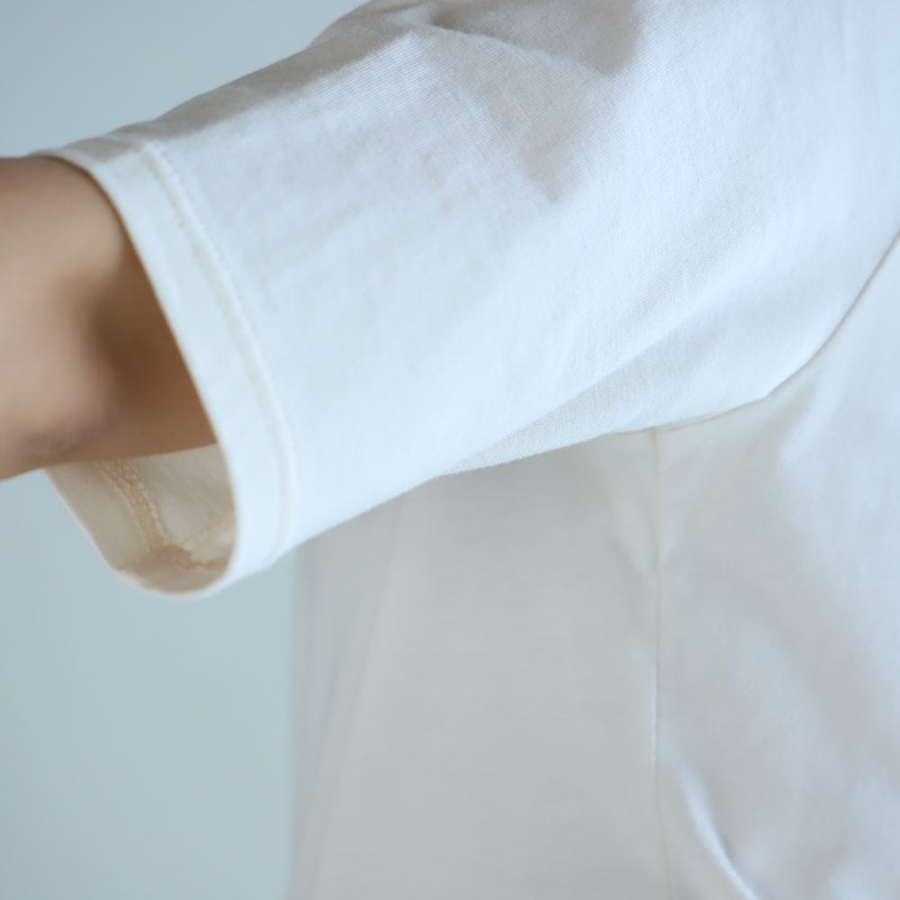 腕やウエストすっきりカバーする天然素材ヨガウェアコットンTシャツ/Uネック5分袖丈|国産(日本製)綿100%