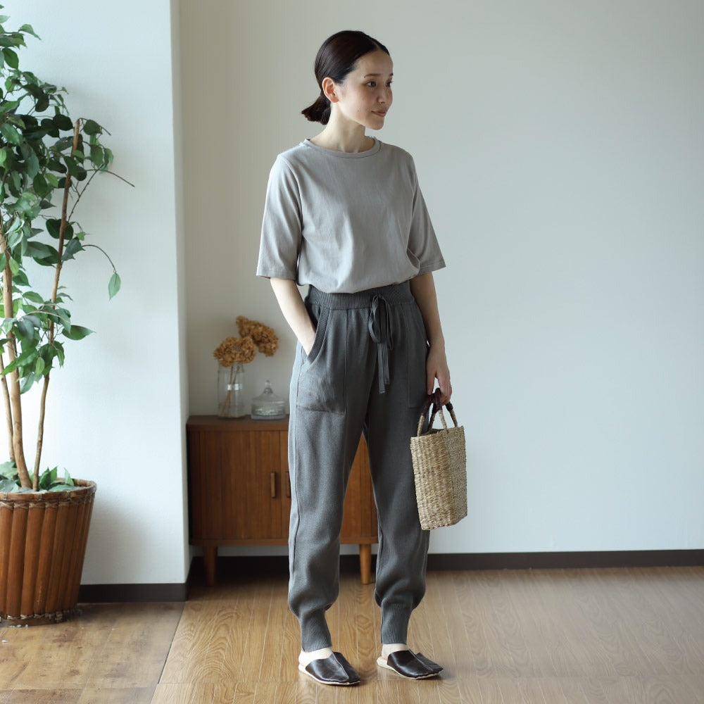 汗ジミ防止・二の腕カバー40代の女性のためのコットンTシャツ（レディース）／5分袖丈