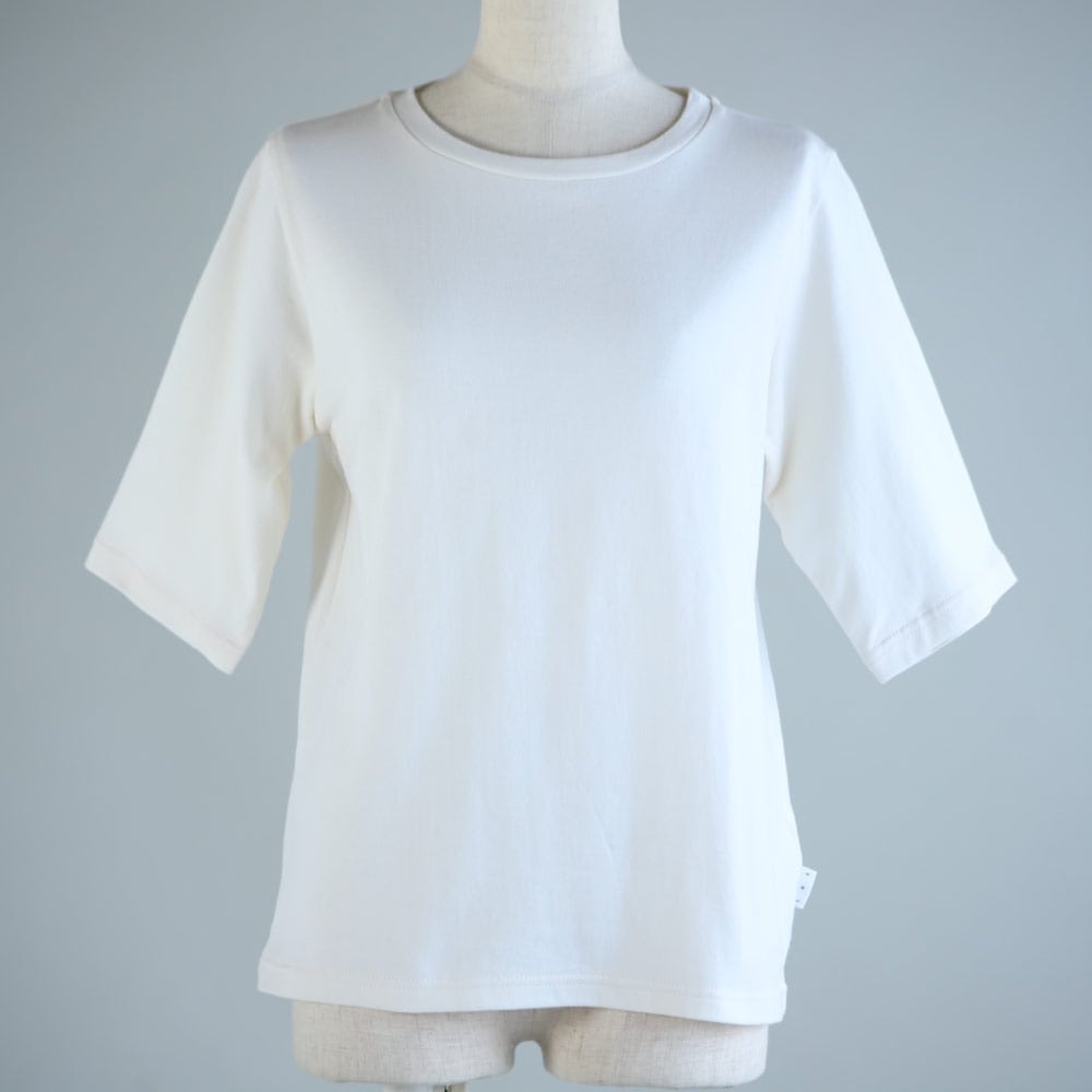 腕やウエストすっきりカバーする天然素材ヨガウェアコットンTシャツ/Uネック5分袖丈|国産(日本製)綿100%