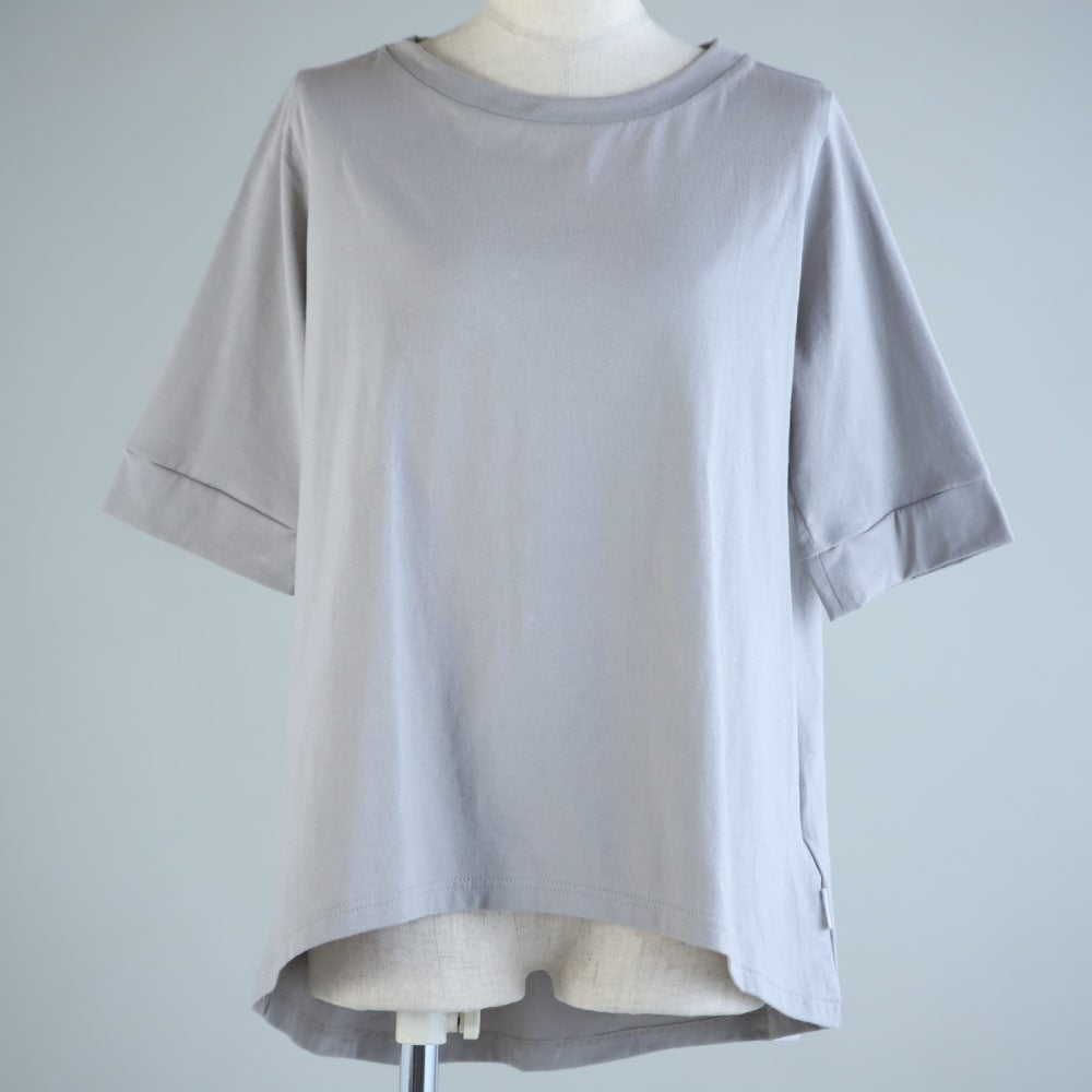 体型を拾わない・お腹まわりに張りつかないコットンフレアーTシャツ（レディース）／5分袖丈